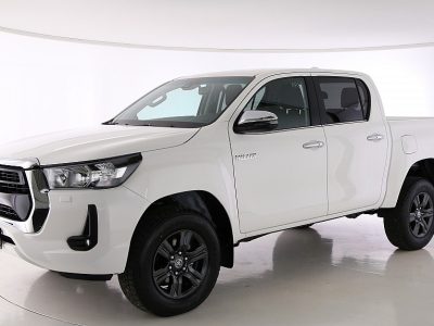 Toyota Hilux DK Active 4WD 2,4 D-4D bei Ing. Günther Baschinger GmbH in 